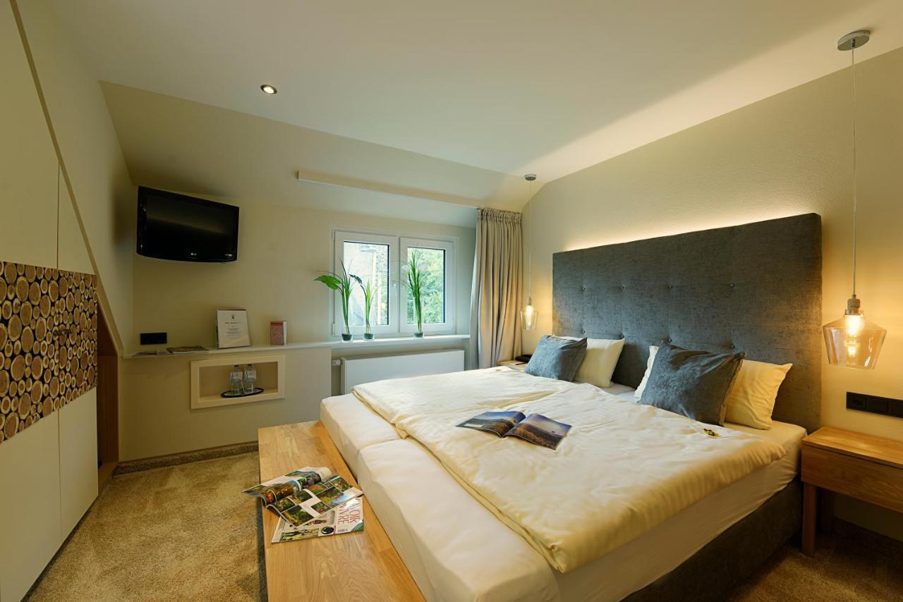 Landidyll Hotel Haus Hochstein Eslohe Luaran gambar